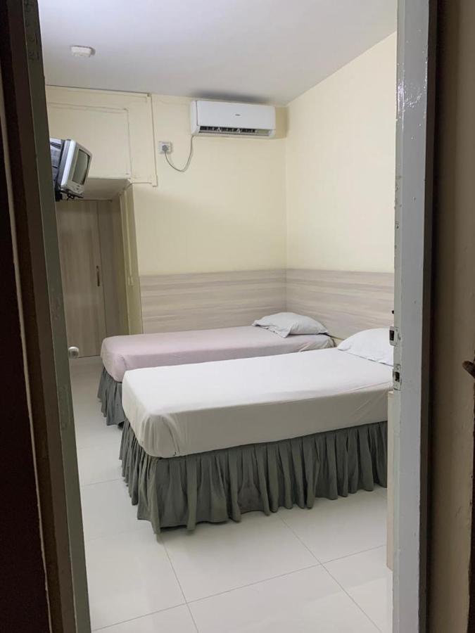 Airport Hotel การาจี ภายนอก รูปภาพ